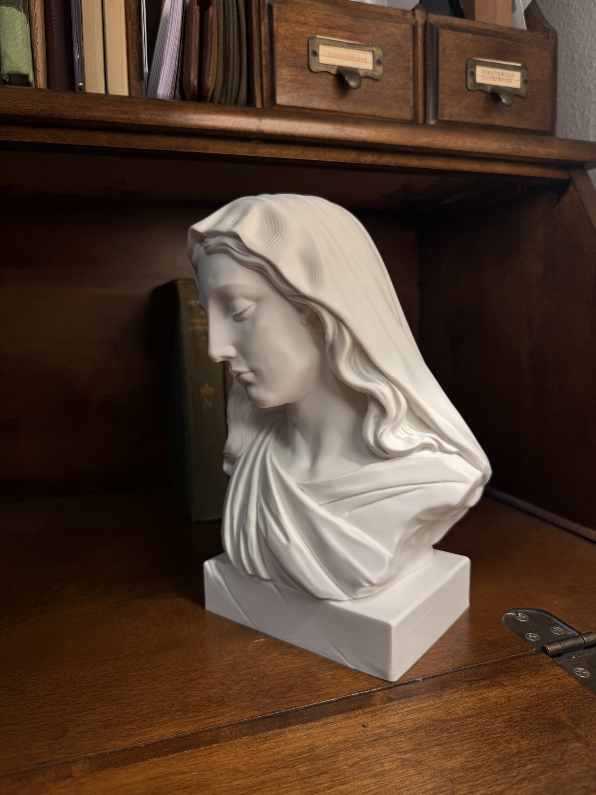Virgin Mary Bust Statue | Mother of Christ Devotional Art | Christian Home Decor & Prayer Altar Piece | 3D-Printed Sacred Sculpture - Image 4
